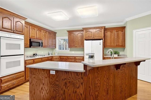 155 Canal Place, Fayetteville, GA 30215