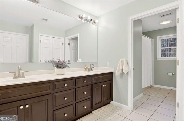 155 Canal Place, Fayetteville, GA 30215