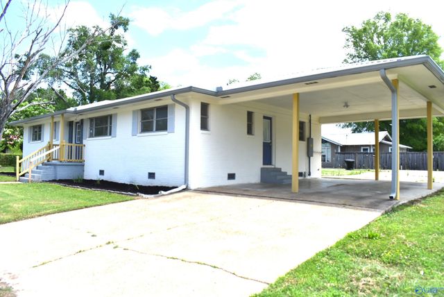 210 S 9th Street, Gadsden, AL 35903