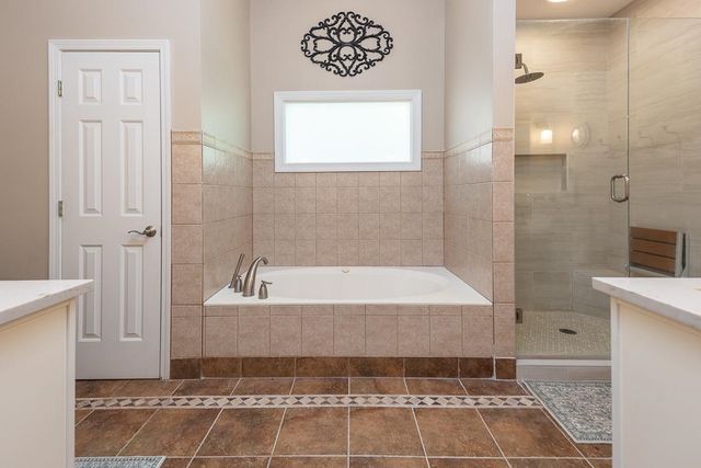 8515 SWEET OAKS CV, Germantown, TN 38138