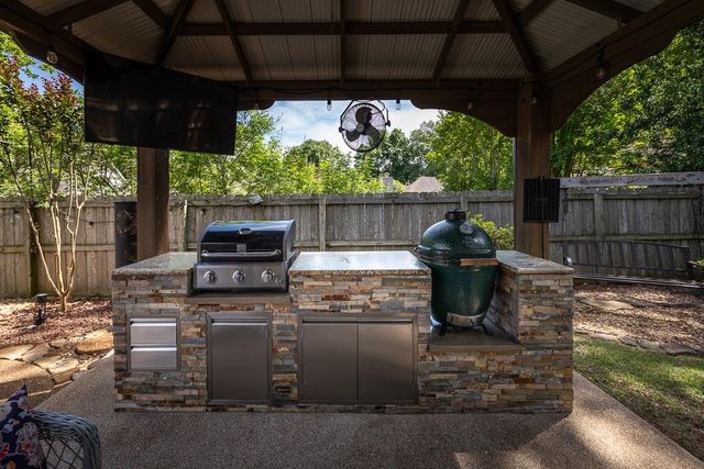 8515 SWEET OAKS CV, Germantown, TN 38138