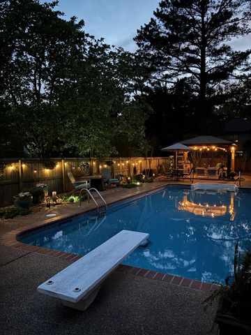 8515 SWEET OAKS CV, Germantown, TN 38138