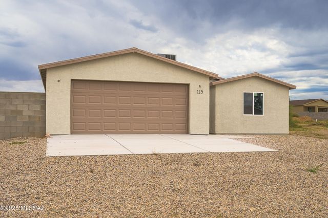 124 S Richmond Drive, Vail, AZ 85641