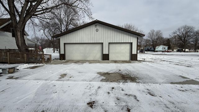 135 N Petrick Street, Appleton, MN 56208