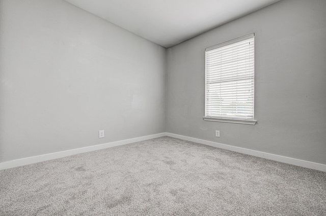 1302 Crete LN, Pflugerville, TX 78660