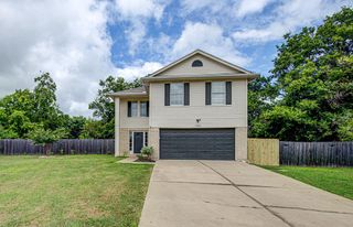 1302 Crete LN, Pflugerville, TX 78660