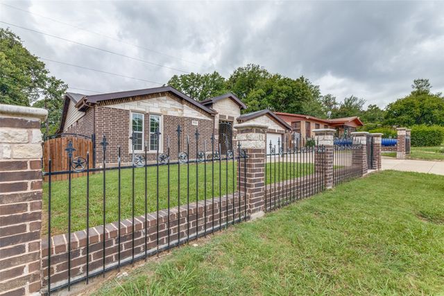 5924 Maceo Lane, Fort Worth, TX 76112