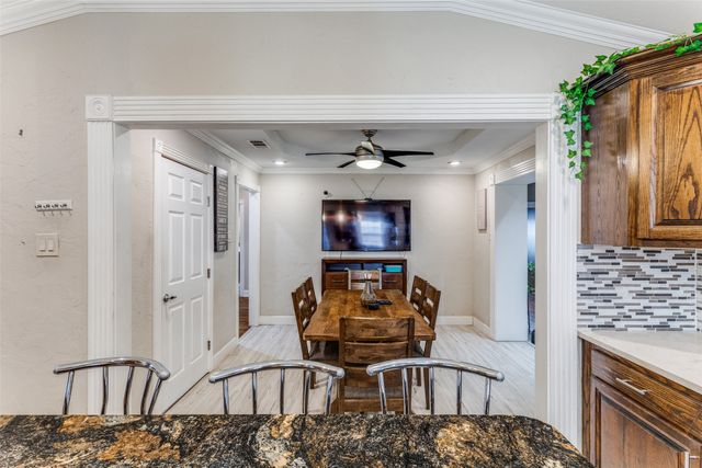 5924 Maceo Lane, Fort Worth, TX 76112