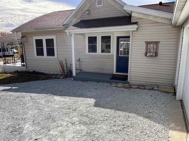 152 W Boulevard, Peru, IN 46970