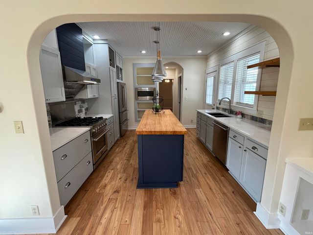 152 W Boulevard, Peru, IN 46970