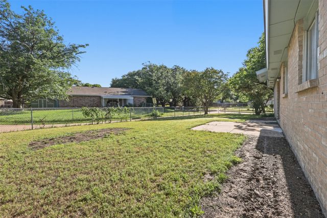 1201 Platt Drive, Plano, TX 75023