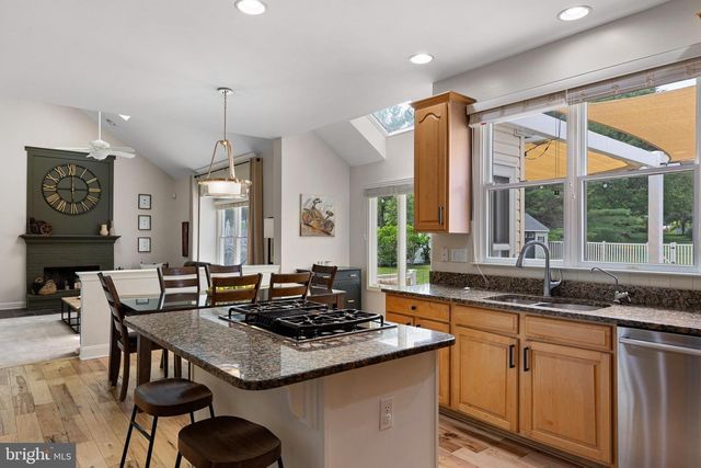737 MEADOWBANK RD, Kennett Square, PA 19348
