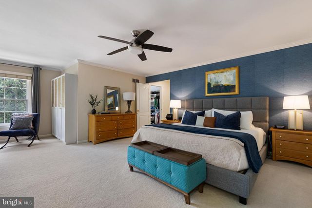 737 MEADOWBANK RD, Kennett Square, PA 19348
