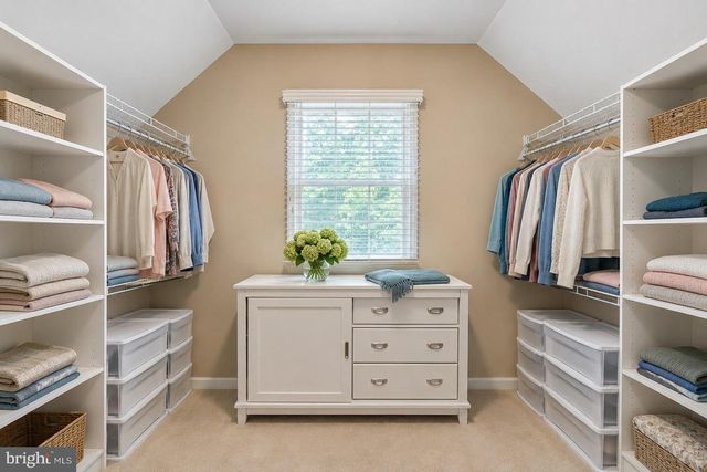 737 MEADOWBANK RD, Kennett Square, PA 19348