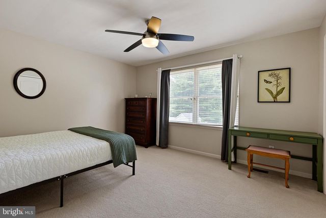 737 MEADOWBANK RD, Kennett Square, PA 19348