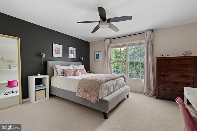 737 MEADOWBANK RD, Kennett Square, PA 19348