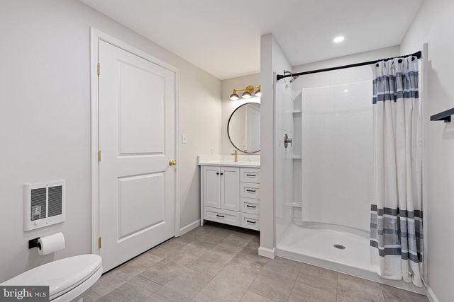 737 MEADOWBANK RD, Kennett Square, PA 19348
