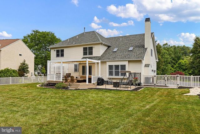 737 MEADOWBANK RD, Kennett Square, PA 19348
