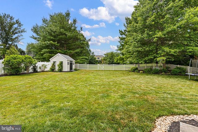 737 MEADOWBANK RD, Kennett Square, PA 19348