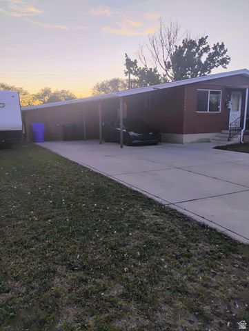 891 N 450 W, Sunset, UT 84015