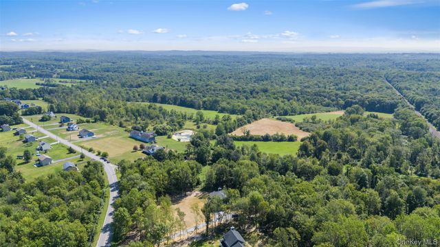 80 Pine Grove Road, Middletown, NY 10940