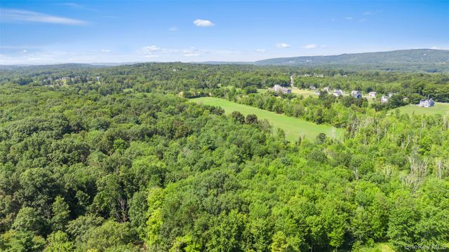 80 Pine Grove Road, Middletown, NY 10940