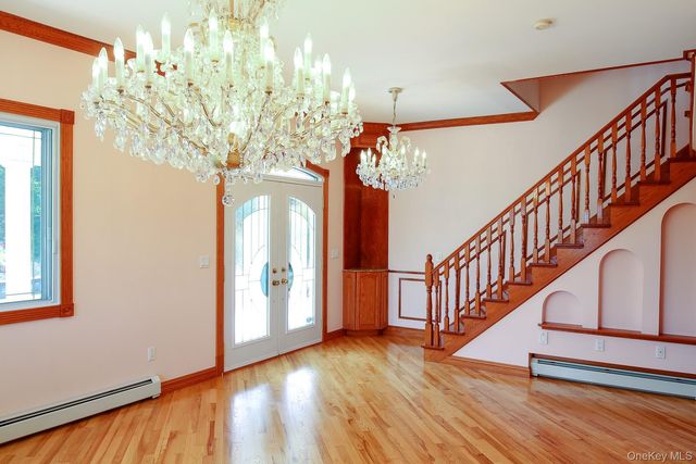 80 Pine Grove Road, Middletown, NY 10940