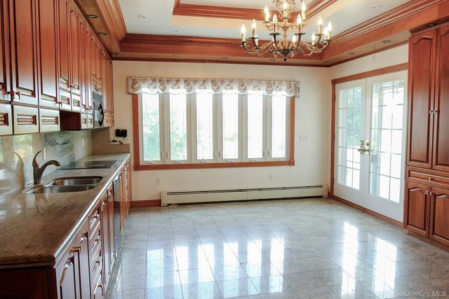 80 Pine Grove Road, Middletown, NY 10940