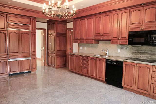 80 Pine Grove Road, Middletown, NY 10940