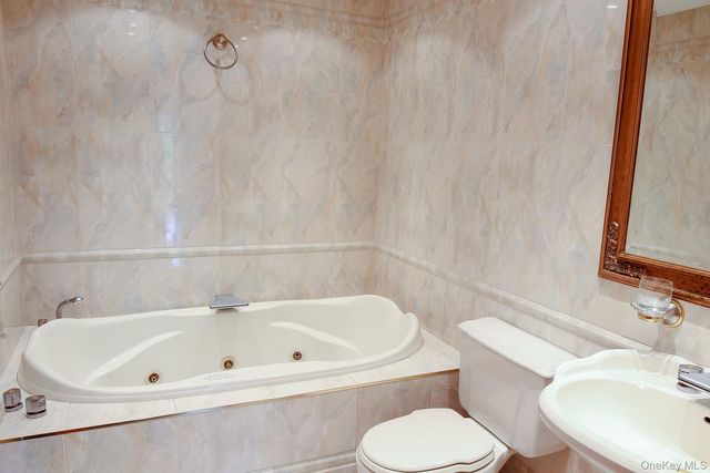 80 Pine Grove Road, Middletown, NY 10940