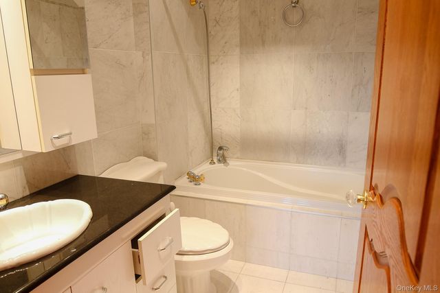 80 Pine Grove Road, Middletown, NY 10940