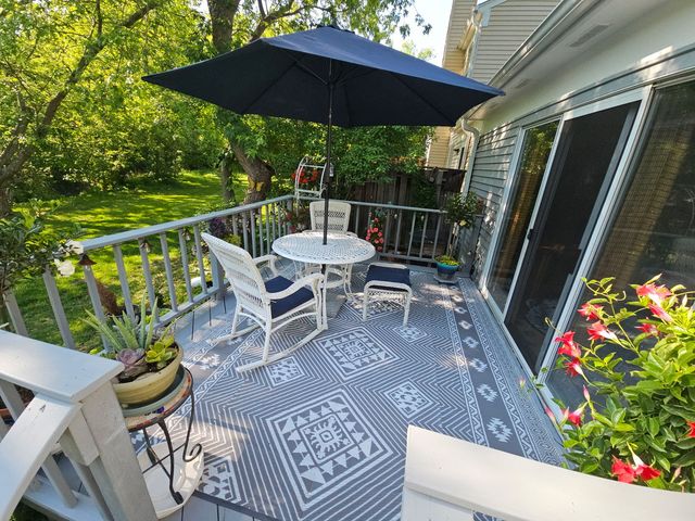 1540 N Broadmoor Court, Palatine, IL 60067