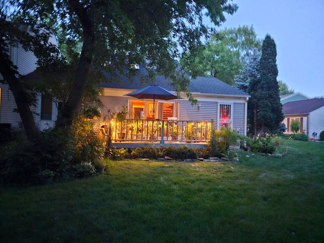 1540 N Broadmoor Court, Palatine, IL 60067