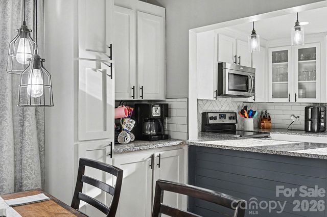 207 S East Avenue, Kannapolis, NC 28083