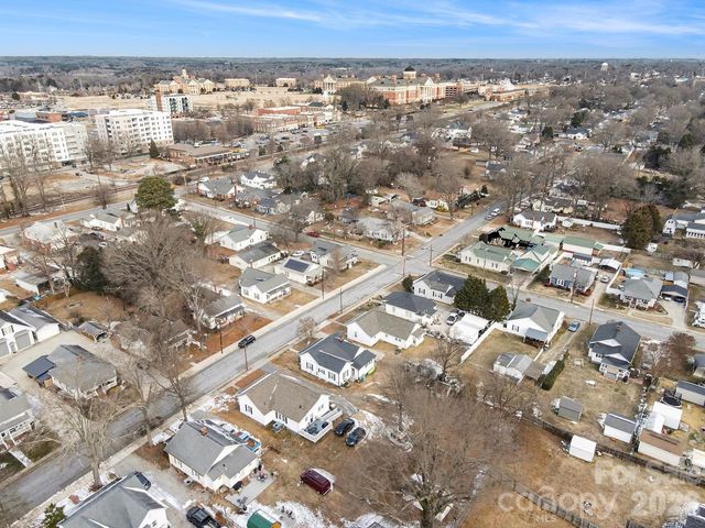207 S East Avenue, Kannapolis, NC 28083
