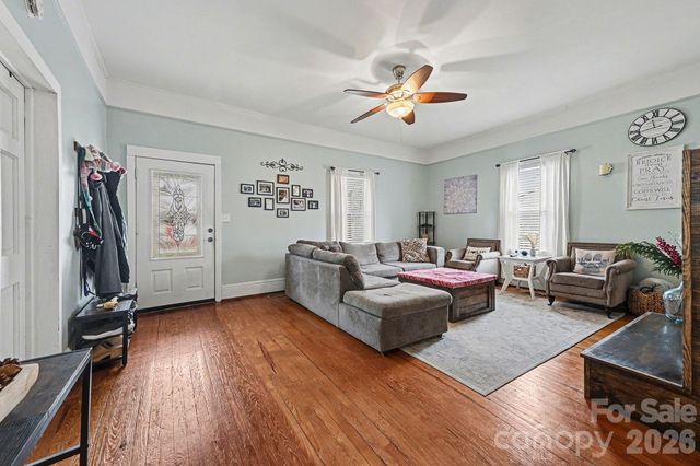 207 S East Avenue, Kannapolis, NC 28083