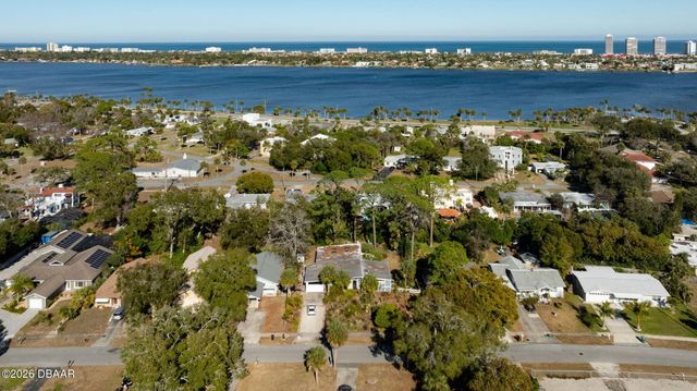 833 Cordova Avenue, Ormond Beach, FL 32174