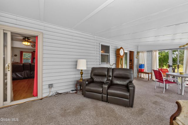 1467 Bame Road, Schodack, NY 12033