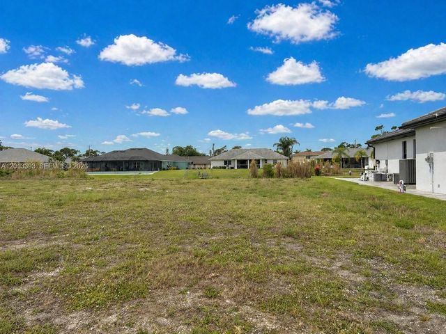1014 SW 18th Street, Cape Coral, FL 33991