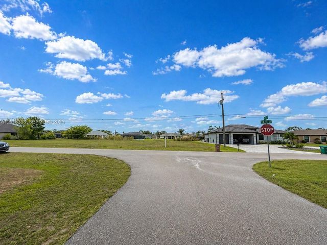 1014 SW 18th Street, Cape Coral, FL 33991