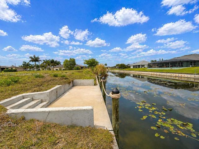 1014 SW 18th Street, Cape Coral, FL 33991
