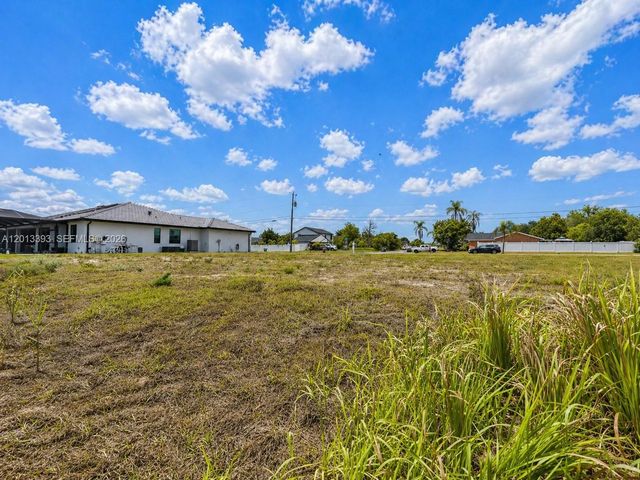 1014 SW 18th Street, Cape Coral, FL 33991