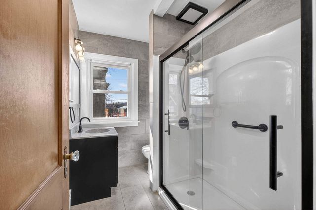 317 W Le Claire Road, Eldridge, IA 52748