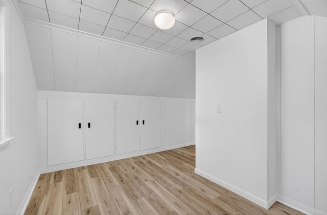 317 W Le Claire Road, Eldridge, IA 52748