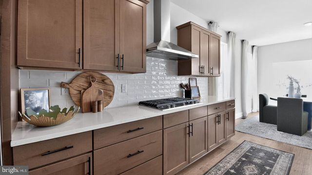 18 DEANES AVE, Voorhees, NJ 08043