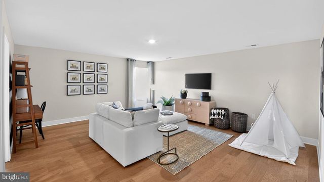 18 DEANES AVE, Voorhees, NJ 08043