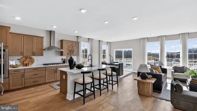 18 DEANES AVE, Voorhees, NJ 08043