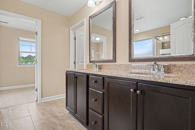 864 Bay Bouquet Lane, Apex, NC 27523