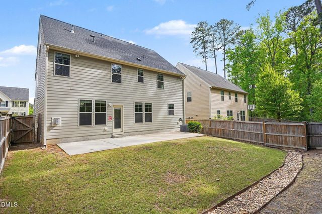 864 Bay Bouquet Lane, Apex, NC 27523