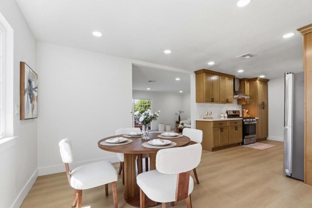 Image 23 of property listing at 321 Mccovey Lane, San Jose, CA 95127
